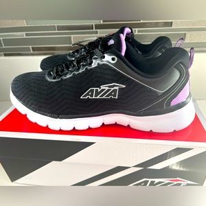 Womens Avia Sneakers- Black with memory foam